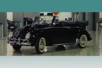 Fusca histórico reúne Volkswagen e Museu CARDE