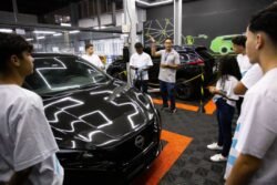 Nissan forma primeiras turmas em manutenção de elétricos