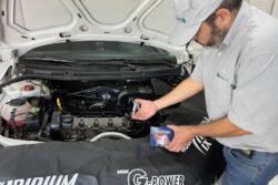 NGK explica como a ignição influencia os carros híbridos