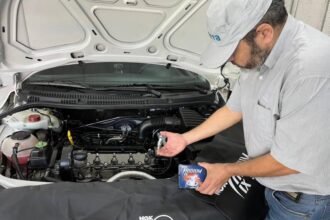 NGK explica como a ignição influencia os carros híbridos