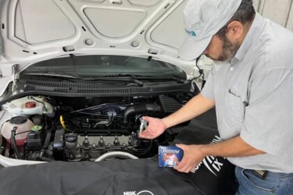 NGK explica como a ignição influencia os carros híbridos