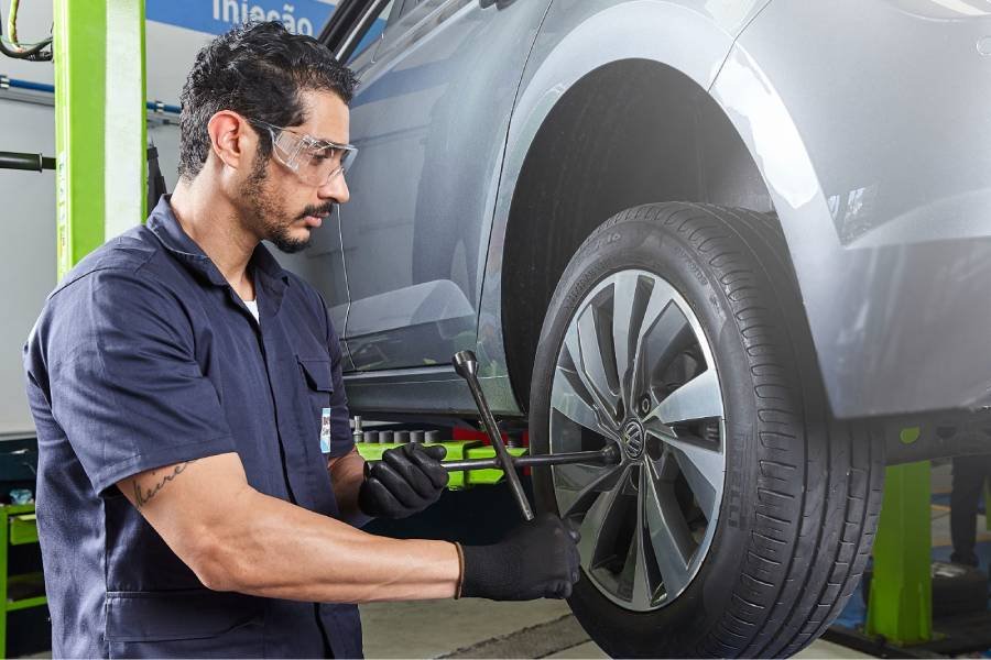 Bosch Car Service passa a vender pneus Pirelli no Brasil