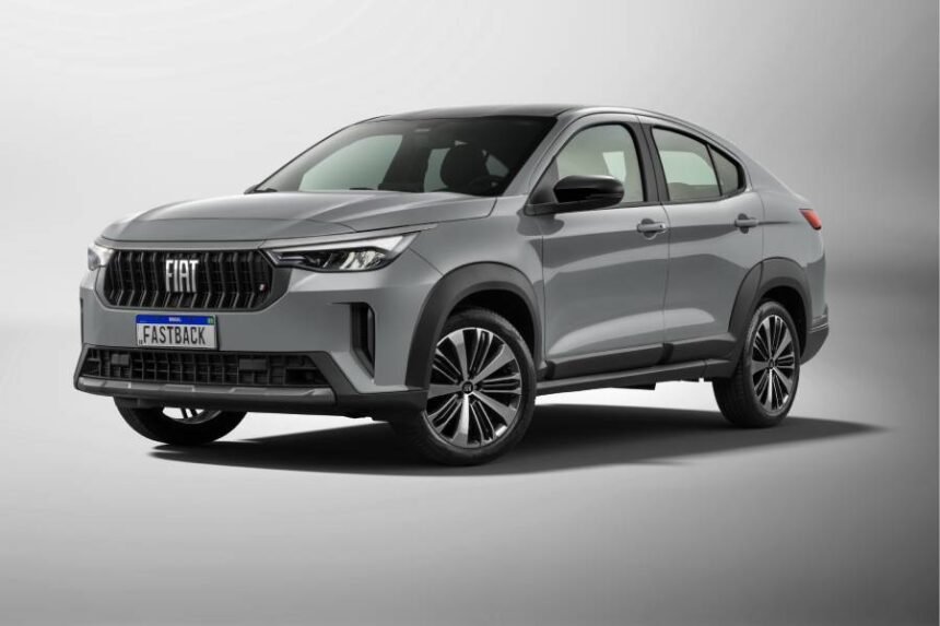 Fiat Fastback 2027 ganha versão Smart Drive e série BlackMotion. Confira equipamentos, versões, preços e motor do SUV.