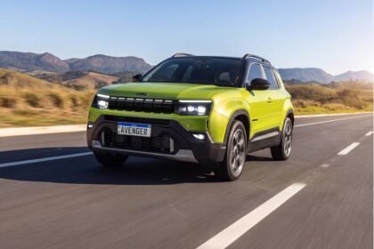 Jeep Avenger chega ao Brasil com sistema híbrido-leve de 12V