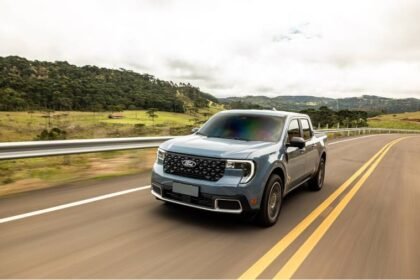 Ford Maverick Lariat 2026 com motor gasolina e tração integral