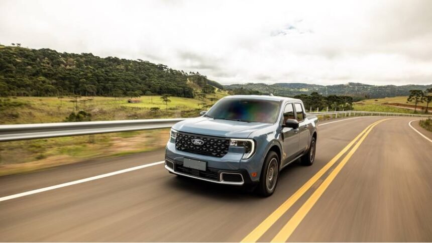 Ford Maverick Lariat 2026 com motor gasolina e tração integral