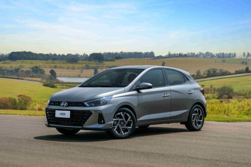 Hyundai inicia comemoração de 15 anos do HB20 no Brasil